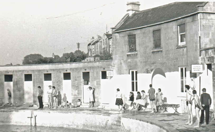 People standing at the edge of the water at Cleveland Pools